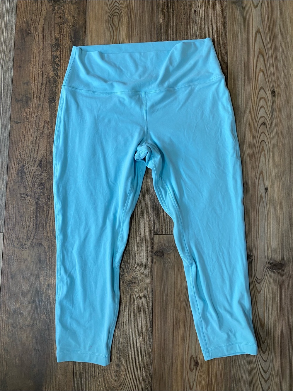 Lululemon Blue Capris!
